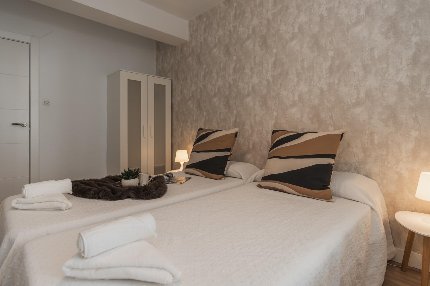 Tuguest Duquesa Apartment Гранада Екстер'єр фото